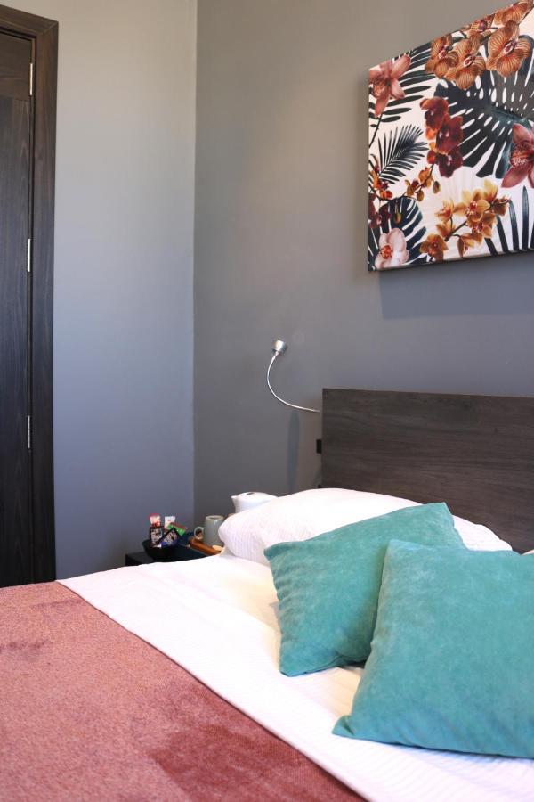 Velleran Accomodation Tarxien Exterior foto